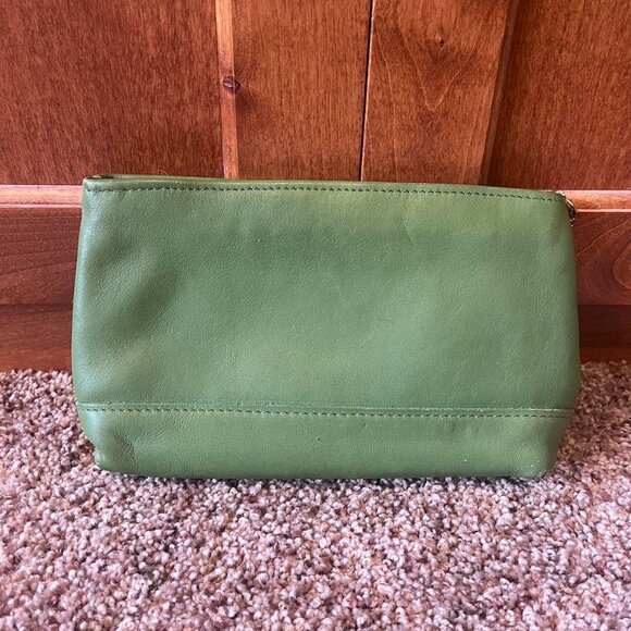 RARE VINTAGE Vibrant Green Coach Leather Makeup Bag 💚 - Picture 1 of 4